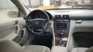 Mercedes-Benz C240 2.6 4MATIC AWD 2006 Blue