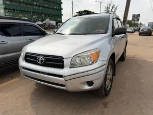 Toyota RAV4 2008 Silver