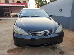 Toyota Camry LE 4dr Sedan (2.4L 4cyl 5A) 2005 Black