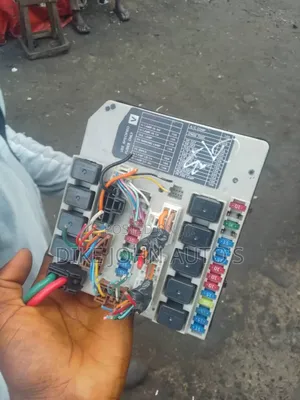 Fuse Box for Nissan