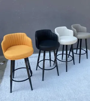 Unique Bar Chairs .