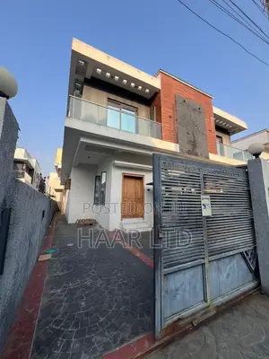 4bdrm Duplex in Lekki Phase 2 for rent