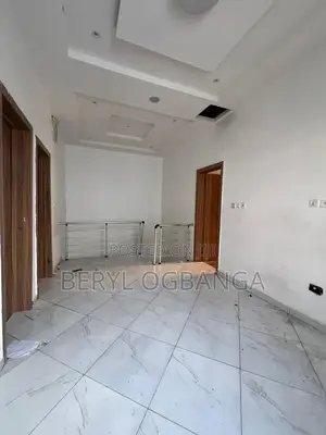 4bdrm Duplex in Lekki Phase 2 for rent