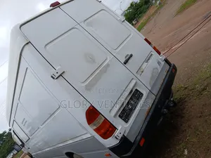Mercedes Benz Sprinter