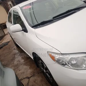 Toyota Corolla 2011 White
