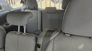 Toyota Sienna Limited Premium 7-Passenger 4dr Minivan (3.5L 6cyl 6A)