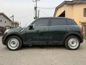 Mini Cooper S 2012 Green