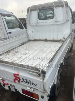Suzuki Every 2010 White