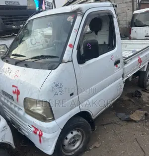 Suzuki Every 2010 White