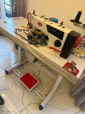 Industrial Sewing Machine
