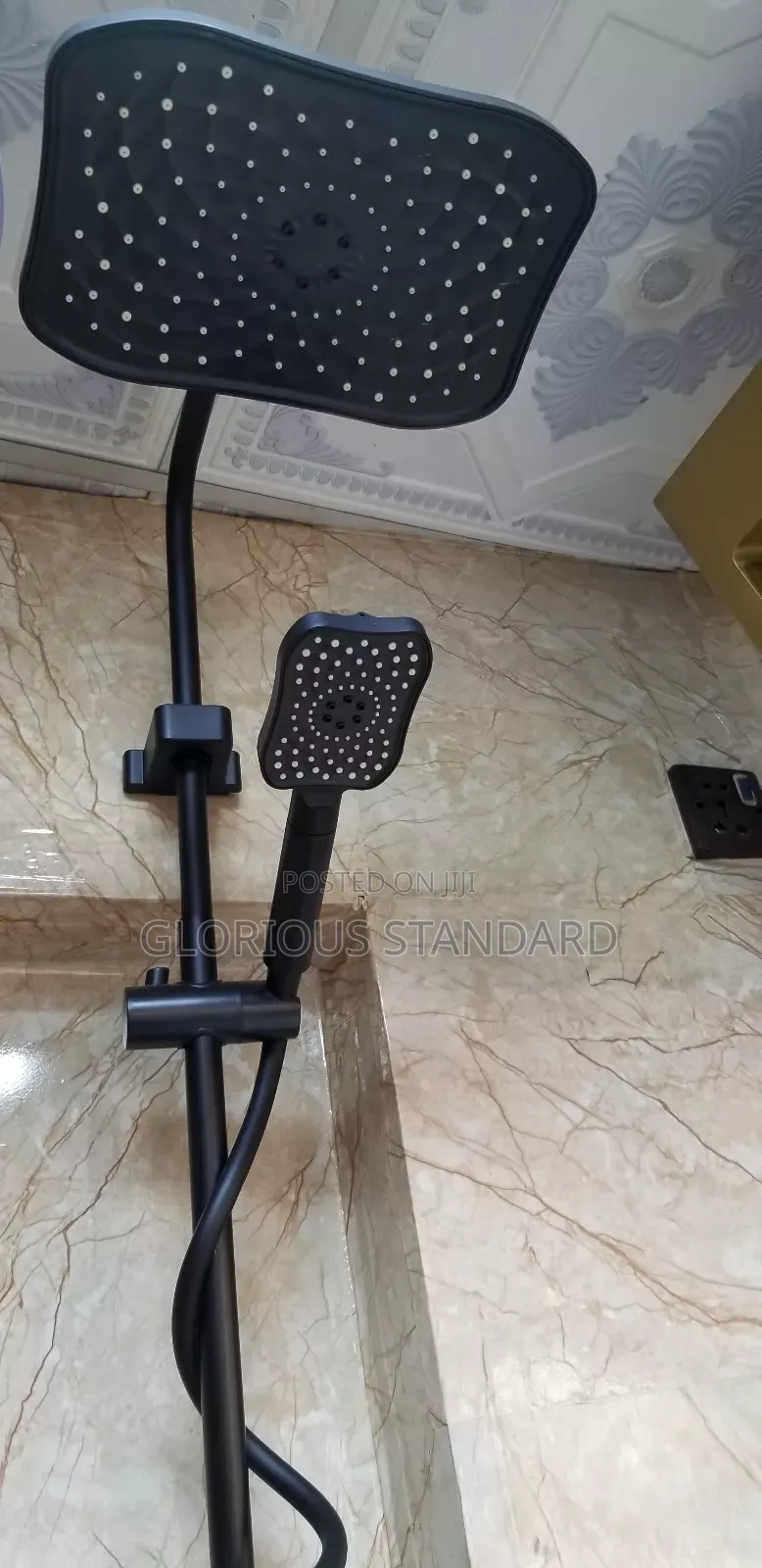 Black Piano Shower