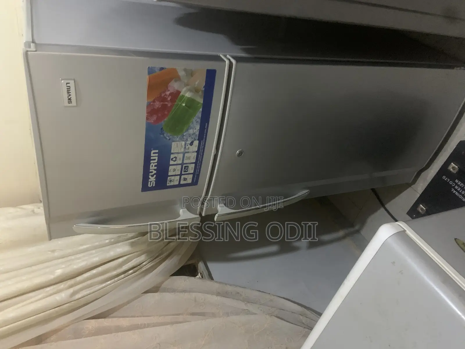 Skyrun Double Door Fridge 124liters
