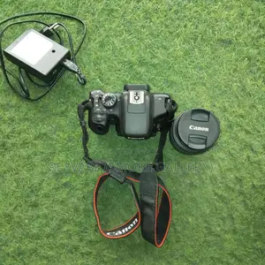 Canon Eos 750d Camera