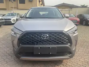 New Toyota Corolla Cross 2025 Silver