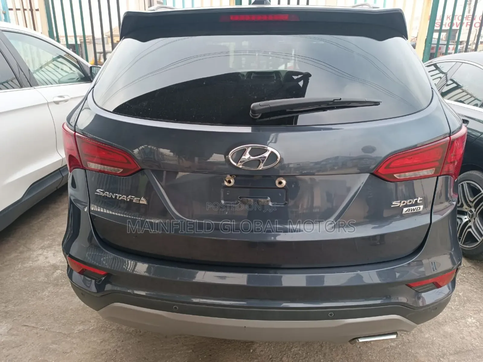 Hyundai Santa Fe SE Ultimate AWD 2017 Gray