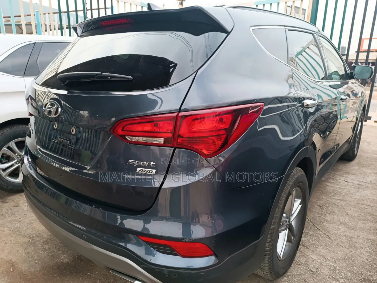 Hyundai Santa Fe SE Ultimate AWD 2017 Gray
