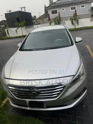 Hyundai Sonata Limited 4dr Sedan (2.4L 4cyl 6A) 2015 Silver