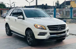 Mercedes-Benz M Class ML350 4dr SUV (3.5L 6cyl 7A) 2014 White
