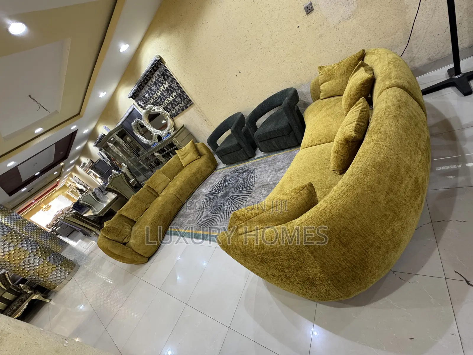Contemporary Sofa Set