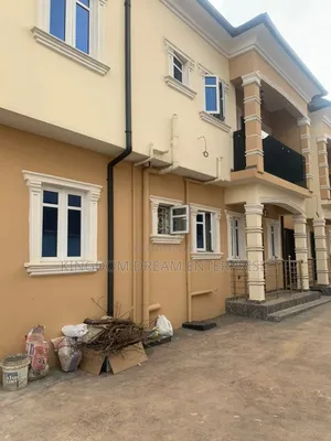 Mini Flat in Beckley Estate for rent