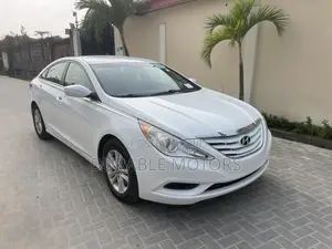 Hyundai Sonata GLS Sedan FWD (2.4L 4cyl 6A) 2011 White