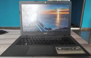 Laptop Dell 32GB Intel Celeron SSD 32GB