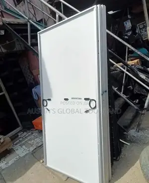 600 Watt Jinko Solar Panel