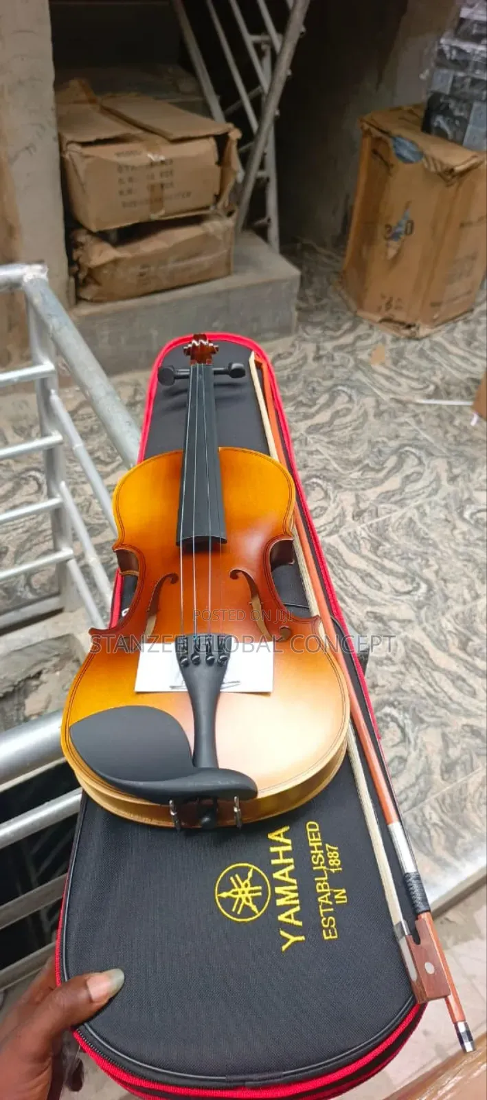 Yamaha Violin Available in 1/2, 3/4 and 4/4