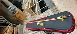 Yamaha Violin Available in 1/2, 3/4 and 4/4