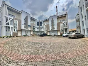 3bdrm Block of Flats in GRA Phase 1 for sale