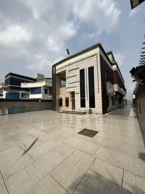 Furnished 5bdrm Mansion in Lekki Vgc Water for sale