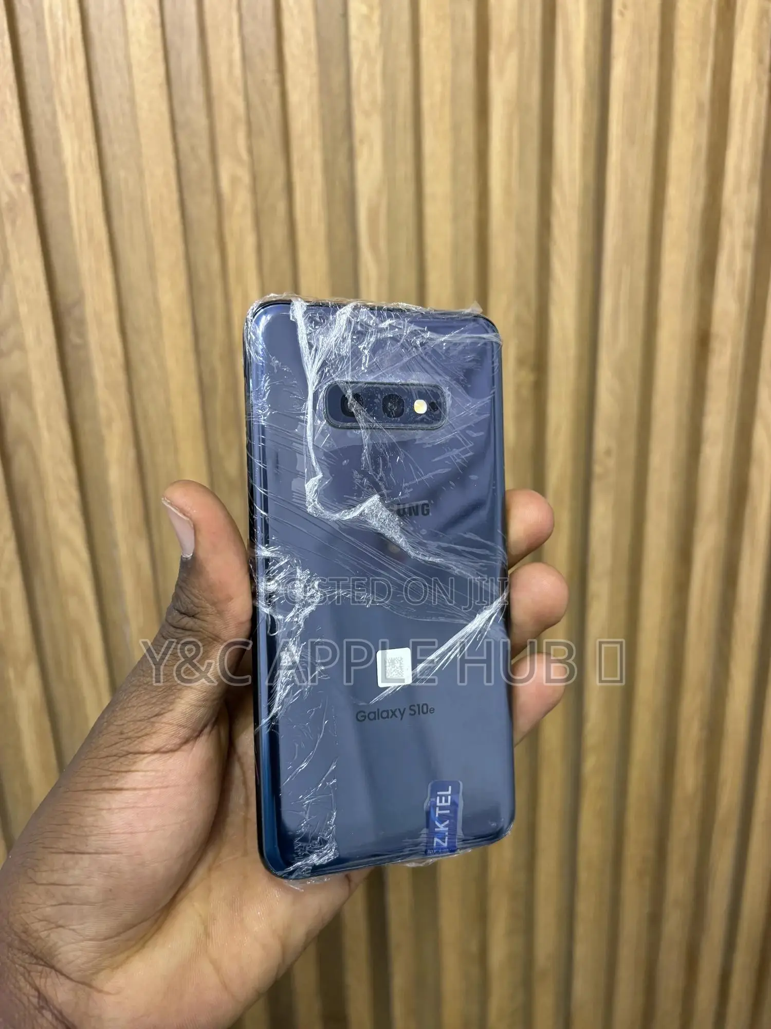 Samsung Galaxy S10e 128 GB Black