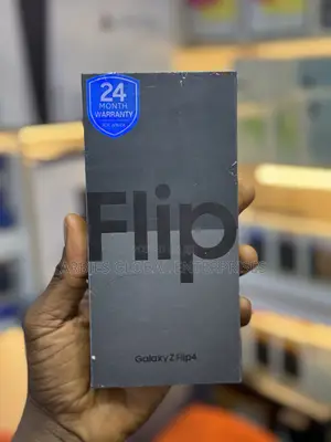 New Samsung Galaxy Z Flip4 256 GB Pink