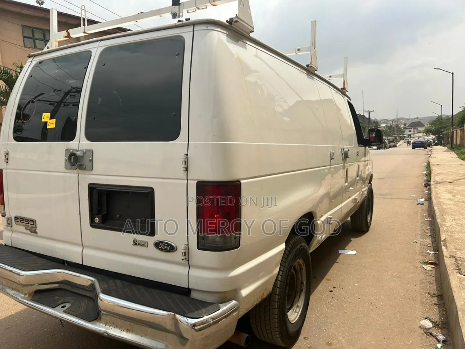 Ford E250 2012 White