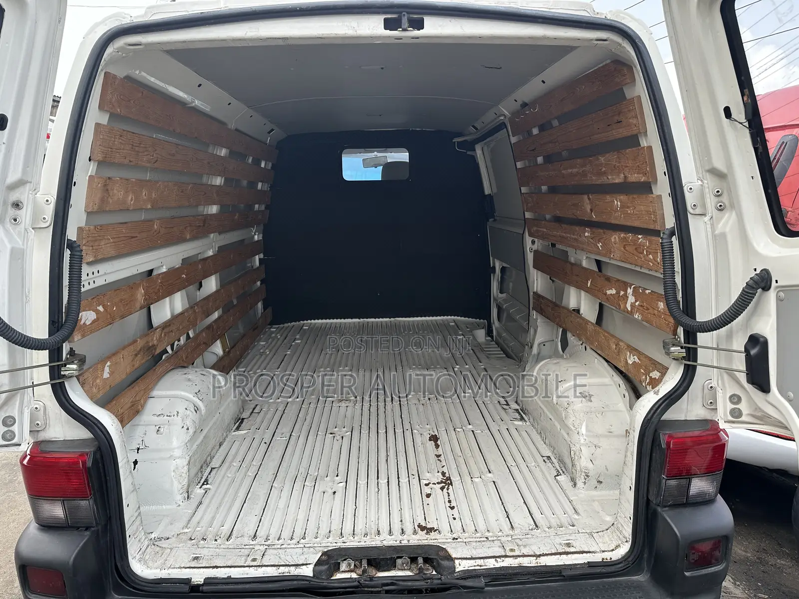 Volkswagen Transporter 2007 White