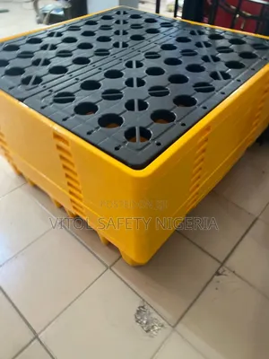 4 Drum Spill Containment Pallet With Drain