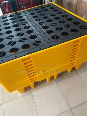 4 Drum Spill Containment Pallet With Drain