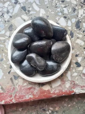 Black Pebbles