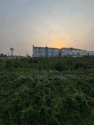 Luxury 1013 SQM Land Available for Sale