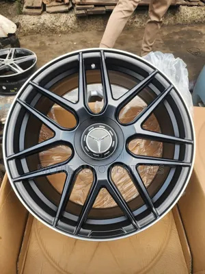 Brand New 20inch Benz Rim.