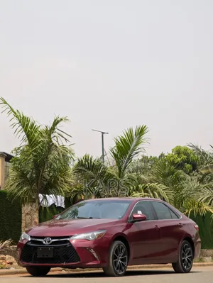 Toyota Camry 2016 Red