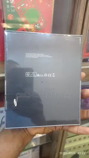 New Samsung Galaxy Z Fold 3 256 GB Black