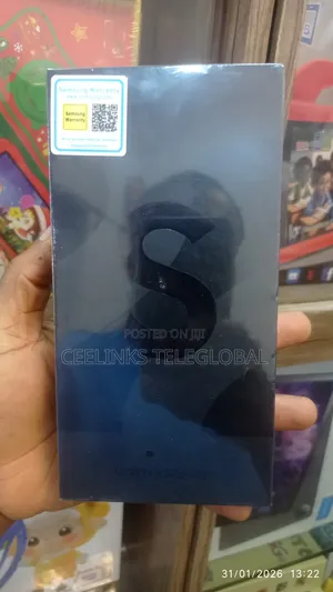 New Samsung Galaxy S22 Ultra 128 GB Black