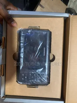 Garmin Striker Vivid 5cv Fishfinder With a Gt20 Transducer.
