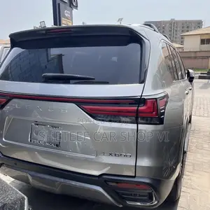 Lexus LX 600 2023 Silver