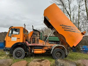 European Used New Arrivals 4x2 Road Sweeper Truck 4sale