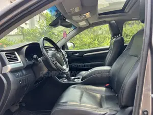 Toyota Highlander 2017 Green