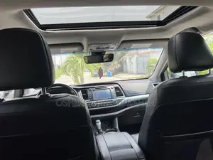 Toyota Highlander 2017 Green