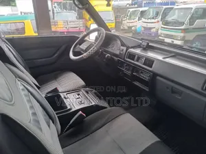 Mitsubishi L300 2000 White
