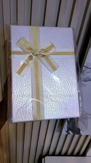 Cream Gift Box Set